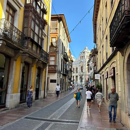 Puerto Chico & Center Апартаменты